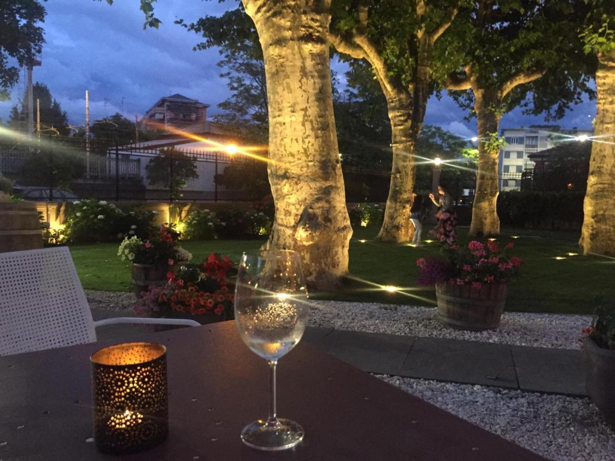 Ristorante Albergo Corona Novi Ligure Eksteriør bilde